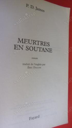 MEURTRES EN SOUTANE