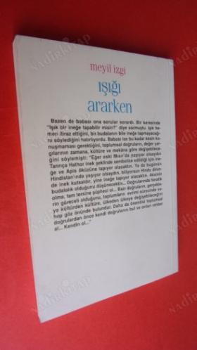 IŞIĞI ARARKEN ** Birinci basım ** İMZALI **