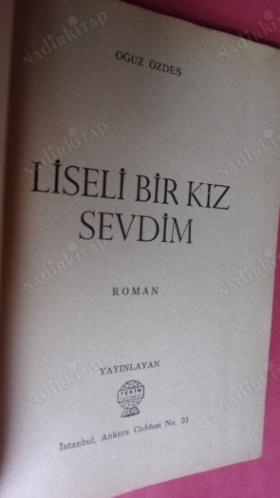 LİSELİ BİR KIZ SEVDİM