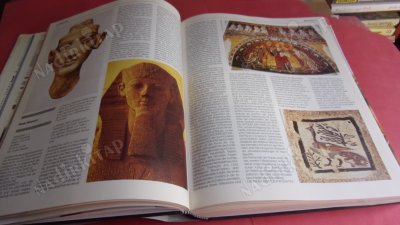 DIE DEUTSCHEN MUSEEN.Westermanns farbiger Fühfef durch alle bedeutenden Museen und Sammlungen..