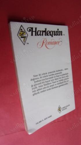 BEYAZ DİZİ HARLEQUIN 123 / ÇAĞDAŞ AŞK ROMANLARI- YALNIZ KALPLER