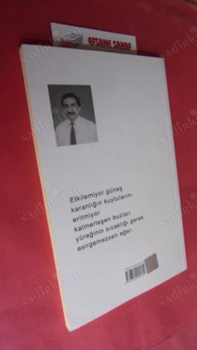 BENDE YAZARDIM ( Serbest Şiirler ) *** İMZALI ***