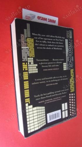 LILLIAN BOXFISH TAKES A. WALK ( Lillian Kutu Balığı Yürüyüşe Çıkıyor )