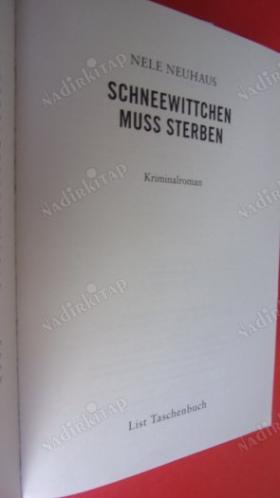 SCHNEEWITTCHEN MUSS STERBEN