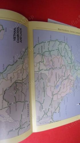 MOON HAND BOOKS VIETNAM CAMBODIA & LAOS THIRD EDITION