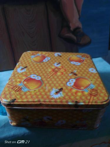 Teneke kutu (20-25 cm civarı) bir kusuru yoktur