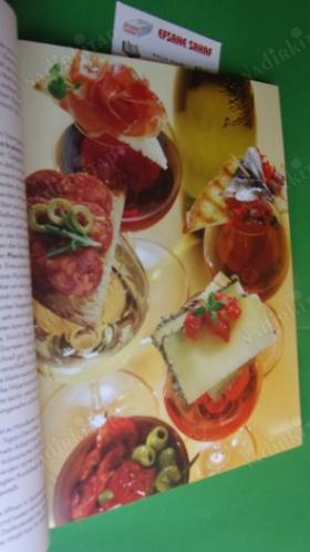 TAPAS-RAFFİNİERTE UND PİKANTE HÄPPCHEN