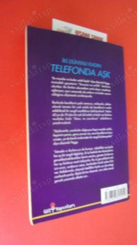 İKİ DÜNYALI KADIN TELEFONDA AŞK.