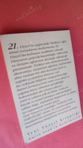 TÜRKİYR'DE GENÇLİK