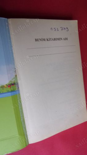 BENİM KİTABIMIN ADI (Birinci Basım - Ön kapağında ayna var: Orijinali böyle...)