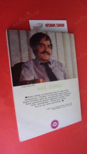 İHTİLALİN GÜLLERİ **Birinci BASIM / İMZALI **
