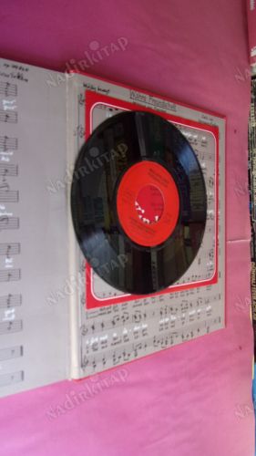 Bielefelder Kinderchor / Plaklı