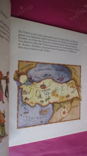 VOM ROTGESPRENKELTEN SPATZEN /Kırmızı benekli serçeden Türkiye hakkında bir resim kitabı