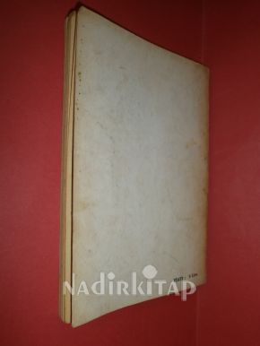 KADERİN BÖYLESİ - ARKADAŞLIK VE HİS ROMANI** BİRİNCİ BASIM ** İMZALI**