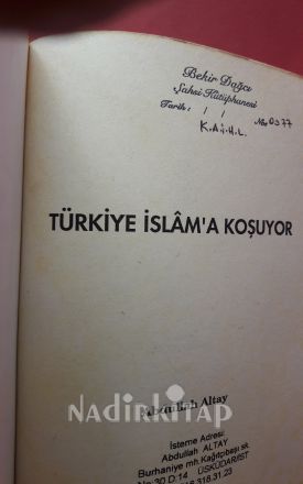 TÜRKİYE İSLAM'A KOŞUYOR