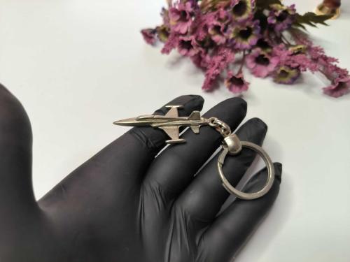Savaş Uçağı Gümüş Renkli Metal Anahtarlık