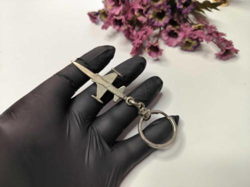 Savaş Uçağı Gümüş Renkli Metal Anahtarlık