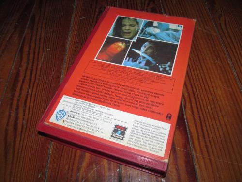 KANLI YAŞGÜNÜ     VHS  KASET