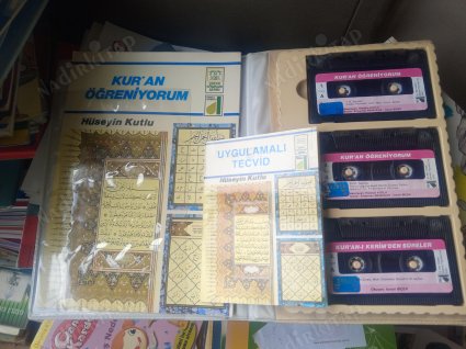 Tecvid Uygulamalı Kur'an Öğreniyorum - Kur'an Öğreniyorum + Uygulamalı Tecvid (2 Kitap + 3 Kaset)