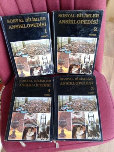 Sosyal Bilimler Ansiklopedisi - 4 CİLT TAKIM