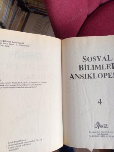 Sosyal Bilimler Ansiklopedisi - 4 CİLT TAKIM