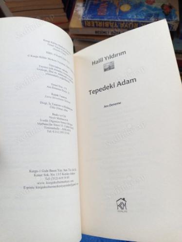 Tepedeki Adam