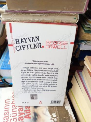 Hayvan Çiftliği