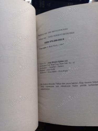 NOEL HERŞEYİ DEĞİŞTİRDİ (HARLEQUIN BEYAZ DİZİ-3)