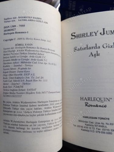 HARLEQUIN ROMANCE İKİ ROMAN BİR ARADA SATIRLARDA GİZLİ AŞK-YALNIZ BABA