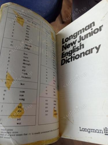 NEW JUNIOR ENGLISH DICTIONARY