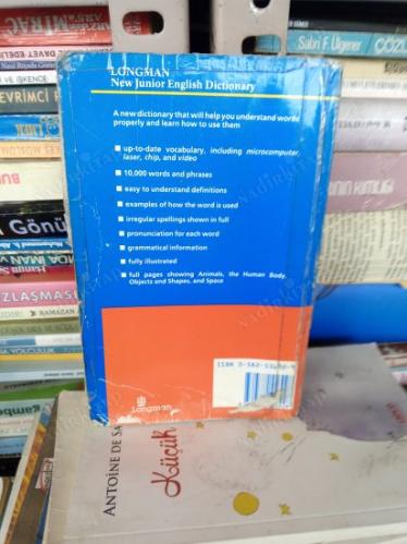 NEW JUNIOR ENGLISH DICTIONARY