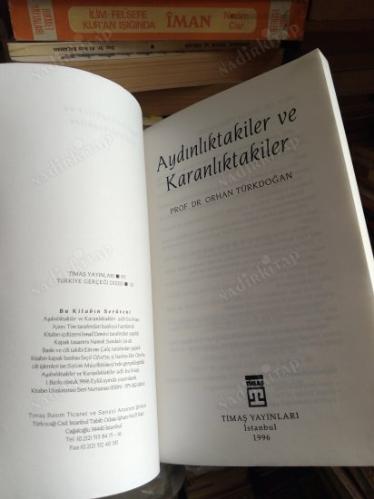 Aydınlıktakiler ve Karanlıktakiler