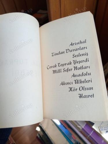 ÇORAK TOPRAK YEŞERDİ (MİLLİ ŞİİRLER DEMETİ:2)