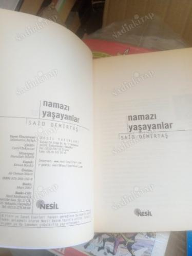 NAMAZI YAŞAYANLAR
