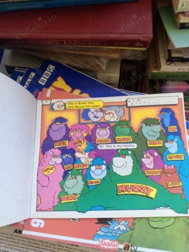 MUZZY IN GONDOLAND ACTIVITY BOOK 2