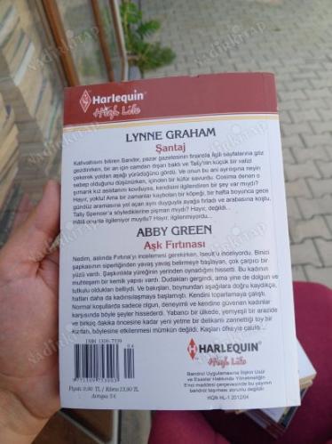 BEYAZ DİZİ 47- ŞANTAJ + AŞK FISILTISI İKİ ROMAN BİR ARADA (HARLEQUIN)