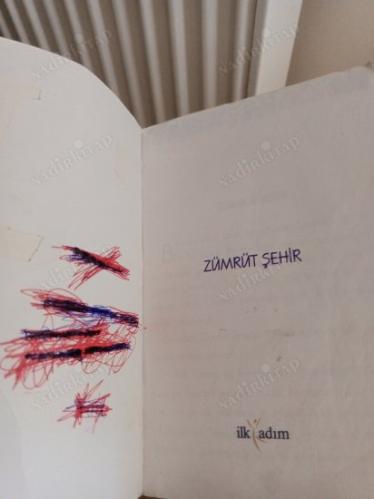 ZÜMRÜT ŞEHİR