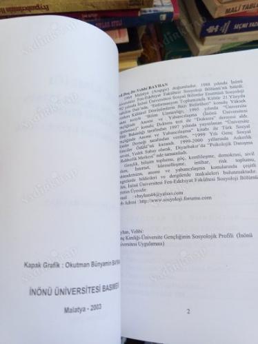 Genç Kimliği Üniversite Gençliğinin Sosyolojik Profili (İnönü Üniversitesi Uygulaması)