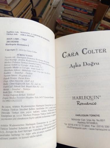 AŞKA DOĞRU + ACİL KOCA ARANIYOR (İKİ KİTAP BİRARADA)