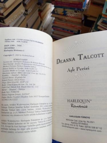 Beyaz Dizi - HARLEQUIN - Romance - 2 Roman Bir arada / AŞK PERİSİ * ISSIZ ADADA AŞK