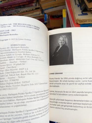 Harlequin / Mutluluk Uzakta Değil - Aşk Sarmalı (2 ROMAN 1 ARADA)