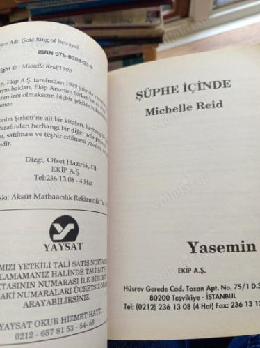 ŞÜPHE İÇİNDE - KOMŞUNUN BÖYLESİ (HARLEQUIN ROMANCE İki Roman Bir Arada)