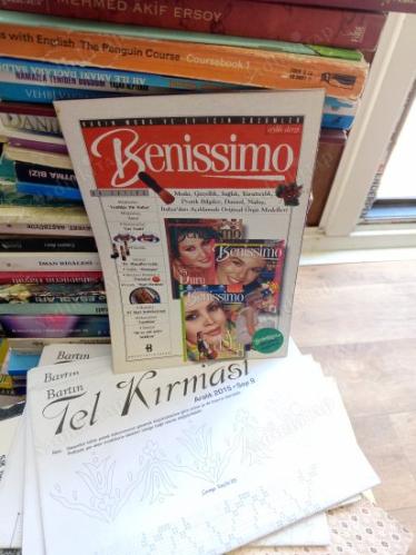 BENNİSSİMO / DANTEL MODEL KOLLEKSİYONLARI, SEHPA ÖRTÜLERİ (RADİKAL GAZTESİ EKİ)