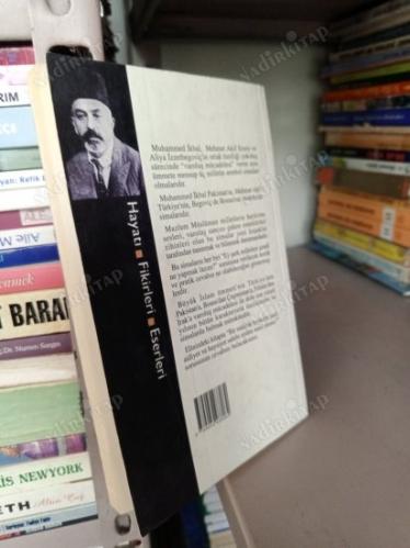 Mehmet Akif Ersoy: Hayatı, Fikirleri, Eserleri