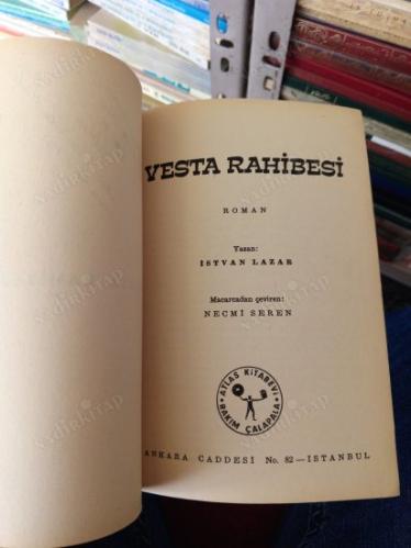 VESTA RAHİBESİ