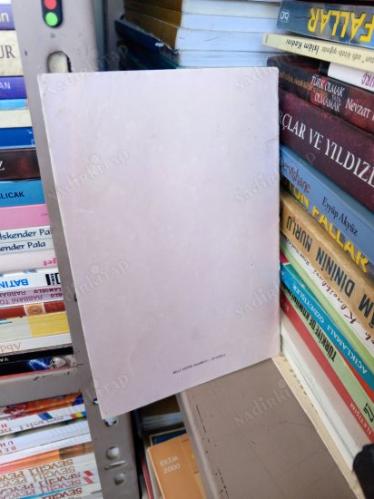 MİLLİ EĞİTİM BAKANI AVNİ AKYOL'UN YÖNETİCİLERE, ÖĞRETMENLERE, ÖĞRETİM ELEMANLARINA, ANNE - BABALARA ve VATANDAŞLARA GÖREVE BAŞLAMA MESAJI
