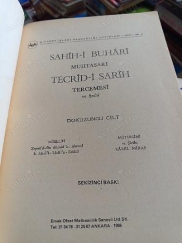 Sahih-i Buhari Muhtasarı Tecrid-i Sarih Tercemesi ve Şerhi Dokuzuncu Cilt