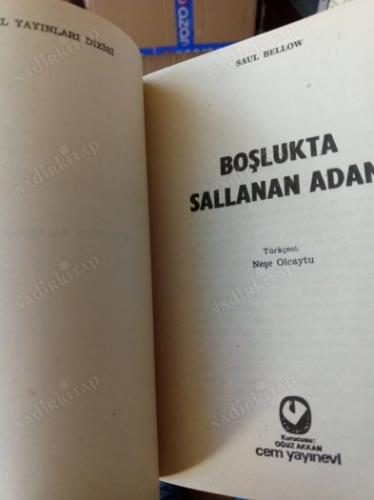 BOŞLUKTA SALLANAN ADAM