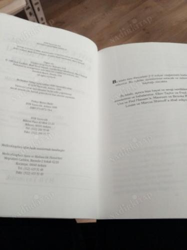 TAVUK SUYUNA ÇORBA KADINLARIN YÜREĞİNİ ISITACAK 78 ÖYKÜ