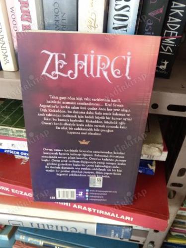 ZEHİRCİ - Hırs mı , Sadakat mi? Kingfountain Serisi 1